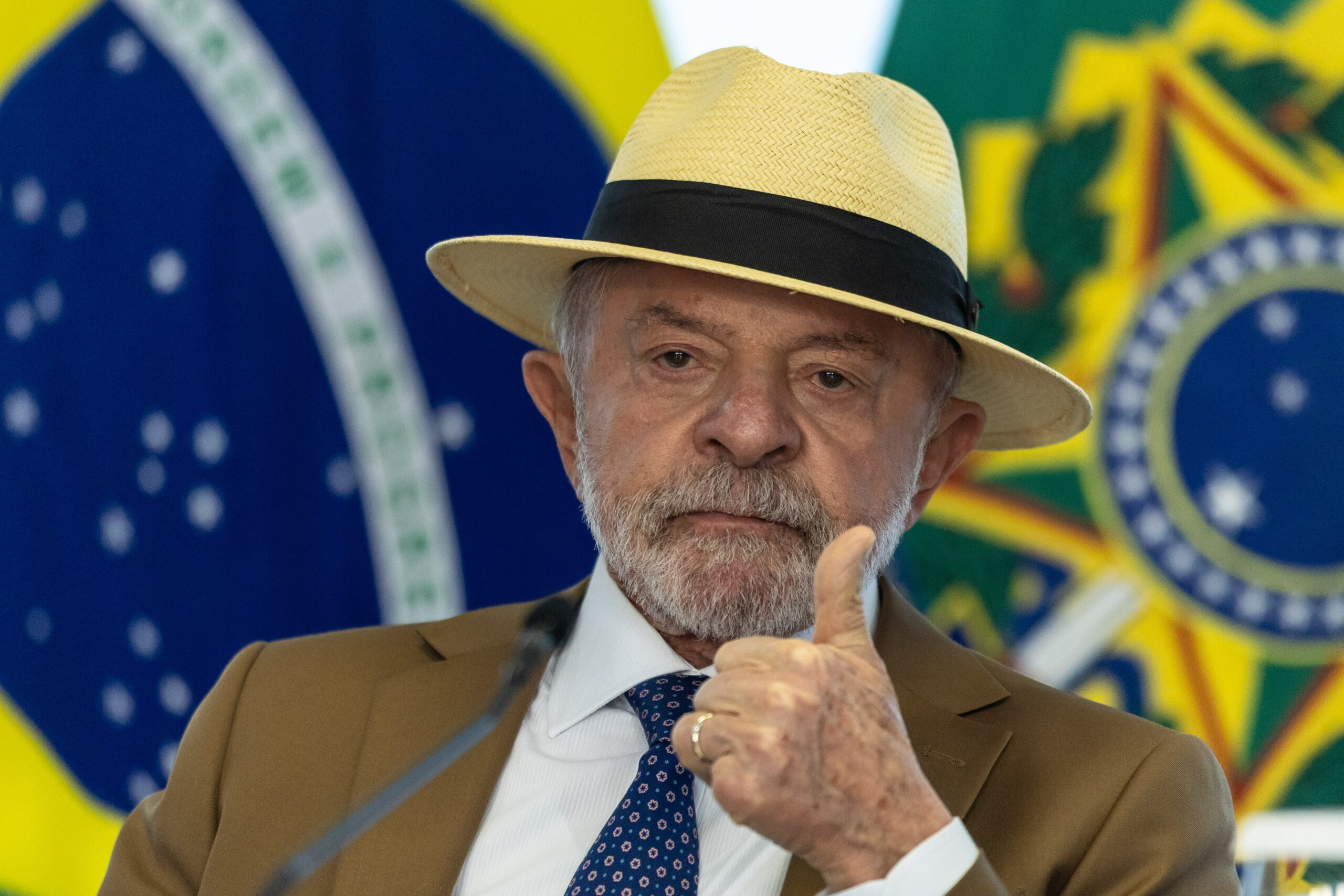 Aprovação do Governo Lula Resiste a Escândalo de Lulinha, mas Economia e Jovens Acendem Alerta, Aponta Quaest